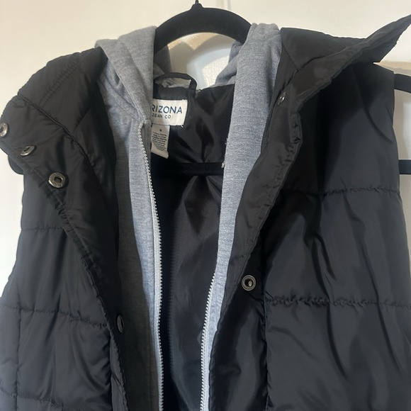 Arizona Jean Company Jackets & Blazers - Y2K Arizona Jean Co Women's Black Gray Quilted Puffer Vest Hooded Full Zip S